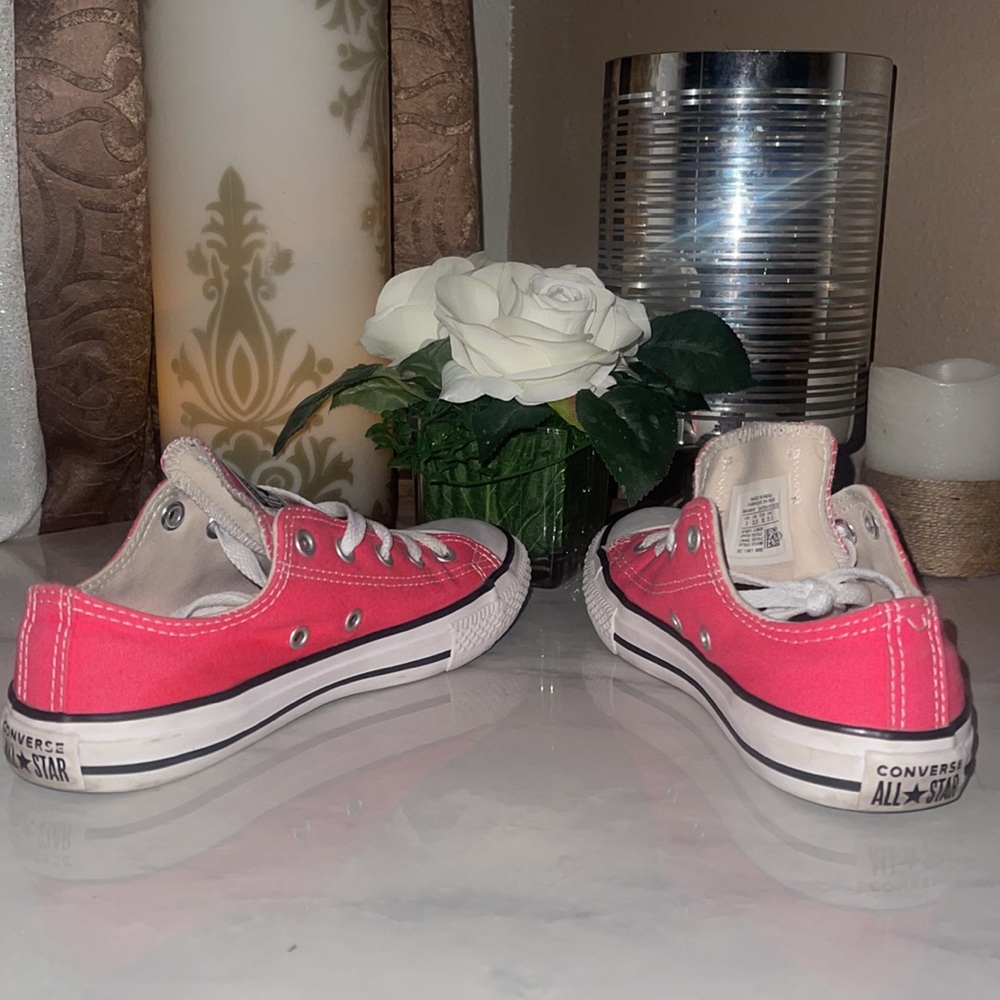 💗 Converse All ⭐️ Stars ✨ Chuck Taylors 💗 - Picture 2 of 4